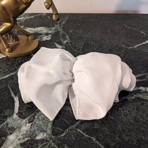 Vintage White Hair Clip